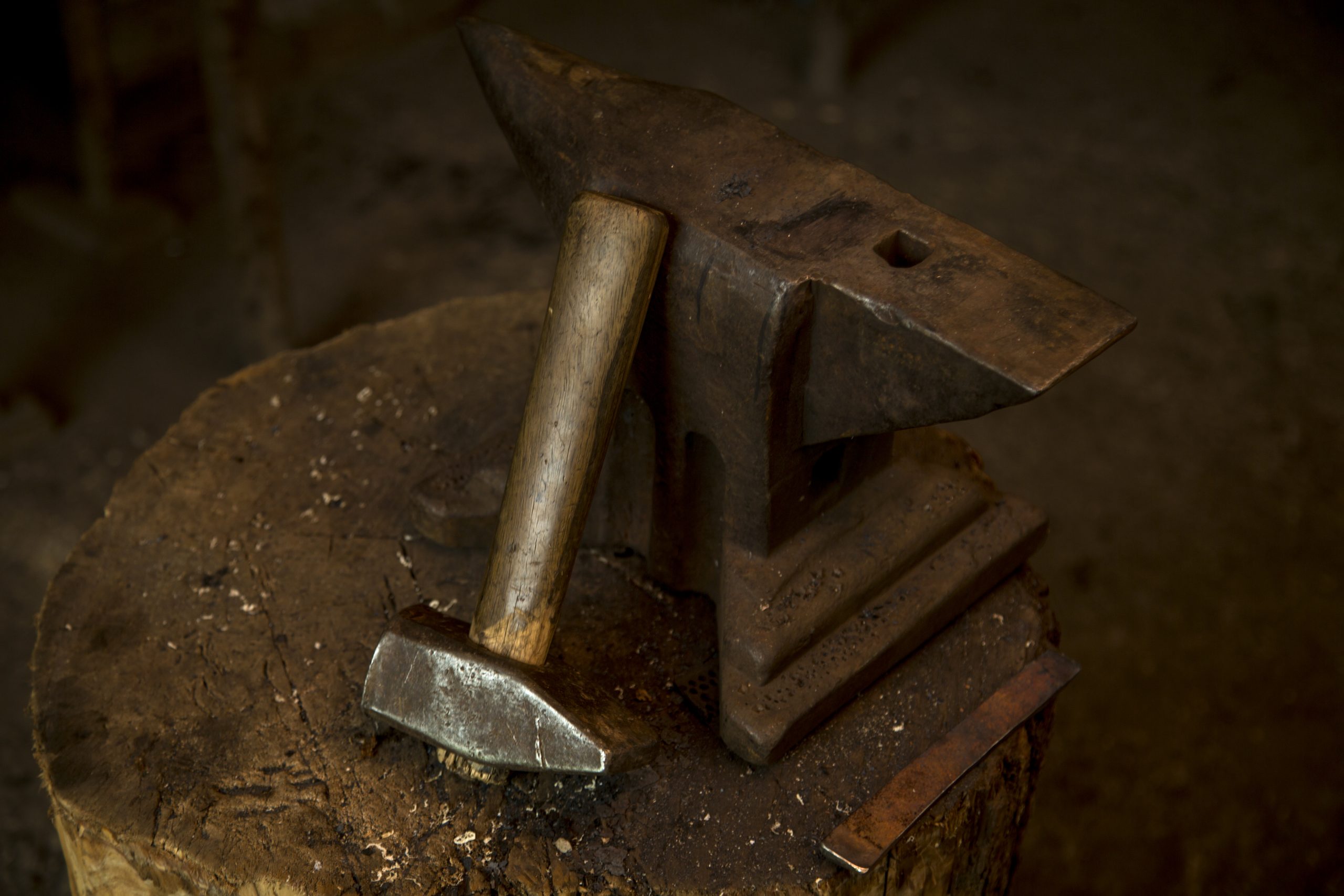 Hammer and anvil